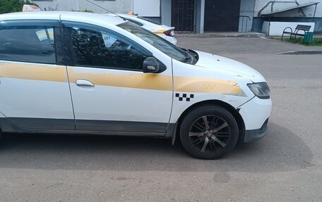 Renault Logan II, 2016 год, 350 000 рублей, 8 фотография
