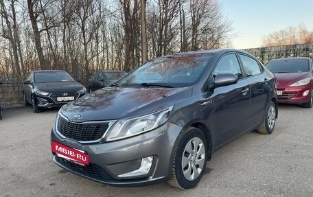 KIA Rio III рестайлинг, 2013 год, 1 029 000 рублей, 3 фотография