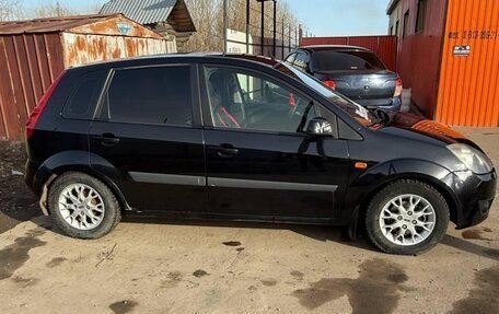 Ford Fiesta, 2006 год, 420 000 рублей, 2 фотография