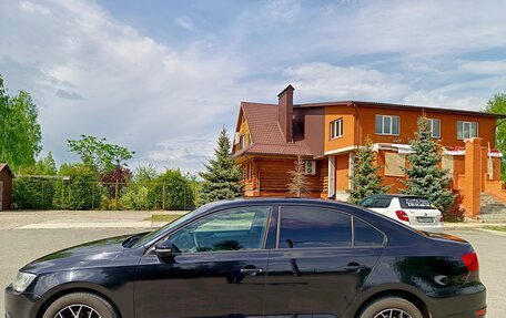 Volkswagen Jetta VI, 2011 год, 750 000 рублей, 3 фотография
