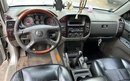Mitsubishi Pajero III рестайлинг, 2000 год, 365 000 рублей, 9 фотография