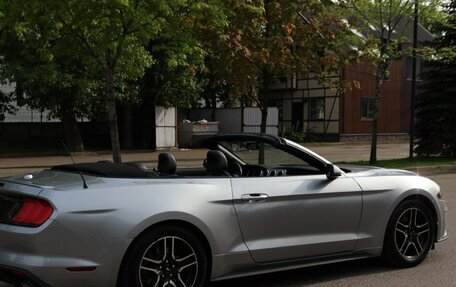 Ford Mustang VI рестайлинг, 2019 год, 3 150 000 рублей, 1 фотография