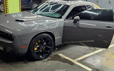 Dodge Challenger III рестайлинг 2, 2017 год, 4 100 000 рублей, 1 фотография