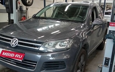 Volkswagen Touareg III, 2011 год, 2 080 000 рублей, 1 фотография