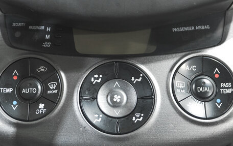 Toyota RAV4, 2009 год, 1 499 000 рублей, 18 фотография
