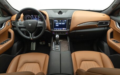 Maserati Levante I, 2022 год, 4 971 388 рублей, 11 фотография