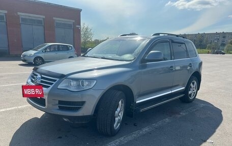 Volkswagen Touareg III, 2007 год, 800 000 рублей, 2 фотография