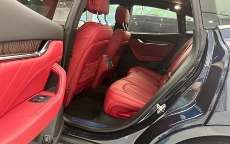 Maserati Levante I, 2022 год, 4 579 403 рублей, 5 фотография