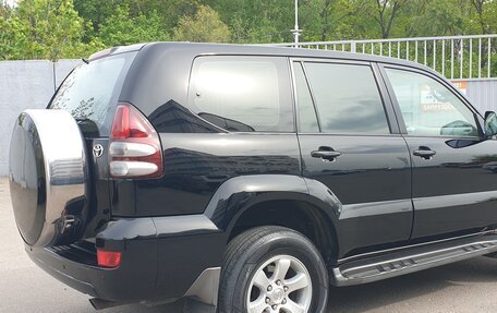 Toyota Land Cruiser Prado 120 рестайлинг, 2006 год, 2 199 000 рублей, 7 фотография