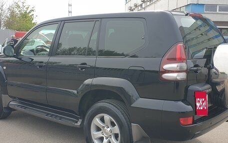 Toyota Land Cruiser Prado 120 рестайлинг, 2006 год, 2 199 000 рублей, 5 фотография