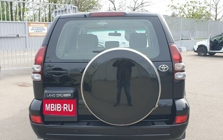 Toyota Land Cruiser Prado 120 рестайлинг, 2006 год, 2 199 000 рублей, 8 фотография