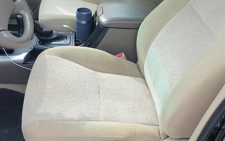 Toyota Land Cruiser Prado 120 рестайлинг, 2006 год, 2 199 000 рублей, 14 фотография