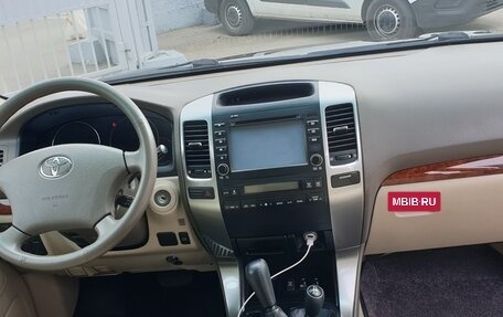 Toyota Land Cruiser Prado 120 рестайлинг, 2006 год, 2 199 000 рублей, 28 фотография