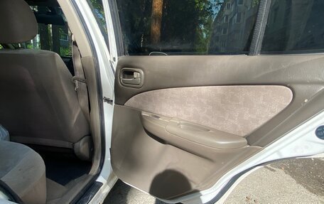 Nissan Sunny B15, 2001 год, 250 000 рублей, 11 фотография
