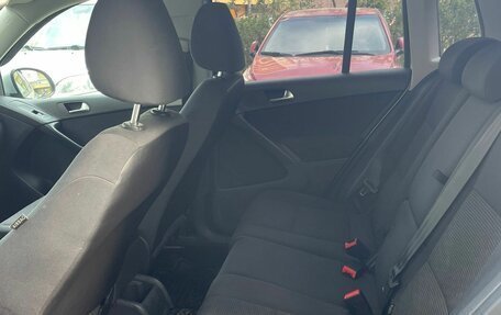 Volkswagen Tiguan I, 2011 год, 950 000 рублей, 16 фотография