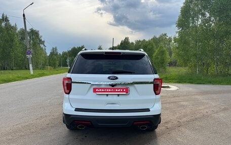 Ford Explorer VI, 2019 год, 3 550 000 рублей, 5 фотография