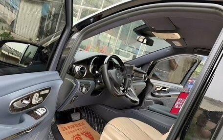 Mercedes-Benz V-Класс, 2022 год, 5 890 000 рублей, 5 фотография