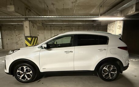 KIA Sportage IV рестайлинг, 2018 год, 2 300 000 рублей, 4 фотография