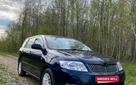 Toyota Corolla, 2005 год, 680 000 рублей, 2 фотография