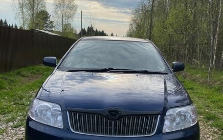 Toyota Corolla, 2005 год, 680 000 рублей, 7 фотография