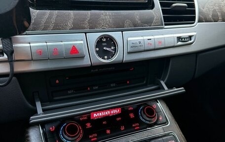 Audi A8, 2010 год, 2 700 000 рублей, 3 фотография