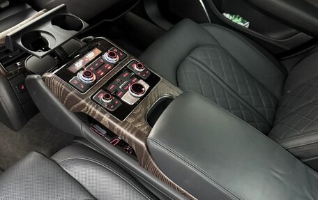 Audi A8, 2010 год, 2 700 000 рублей, 19 фотография