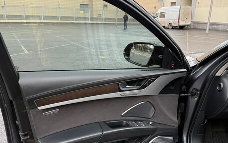 Audi A8, 2010 год, 2 700 000 рублей, 16 фотография