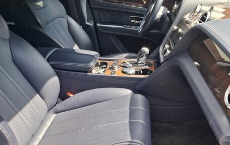 Bentley Bentayga I, 2017 год, 12 000 000 рублей, 12 фотография