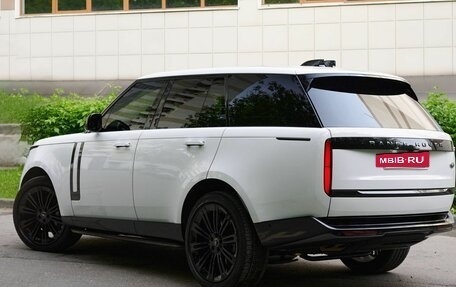 Land Rover Range Rover IV рестайлинг, 2022 год, 16 000 000 рублей, 3 фотография