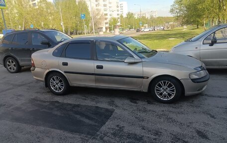 Opel Vectra B рестайлинг, 1996 год, 180 000 рублей, 2 фотография