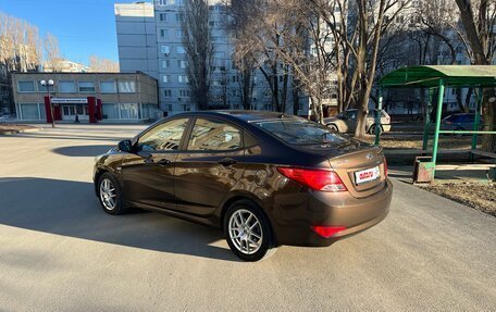 Hyundai Solaris II рестайлинг, 2016 год, 1 410 000 рублей, 3 фотография