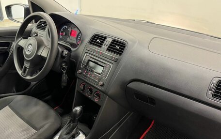 Volkswagen Polo VI (EU Market), 2013 год, 950 000 рублей, 13 фотография