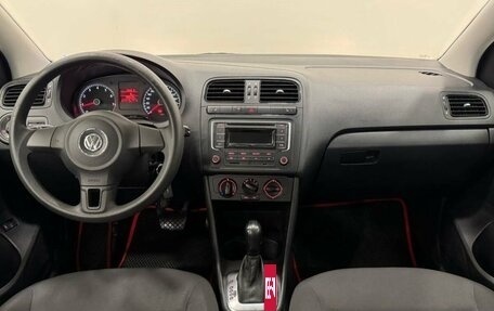 Volkswagen Polo VI (EU Market), 2013 год, 950 000 рублей, 16 фотография