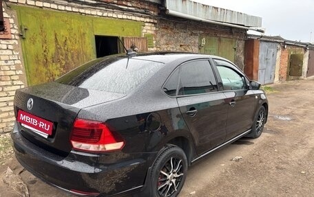 Volkswagen Polo VI (EU Market), 2017 год, 1 200 000 рублей, 2 фотография