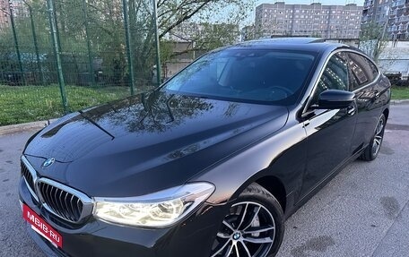BMW 6 серия, 2019 год, 3 200 000 рублей, 2 фотография