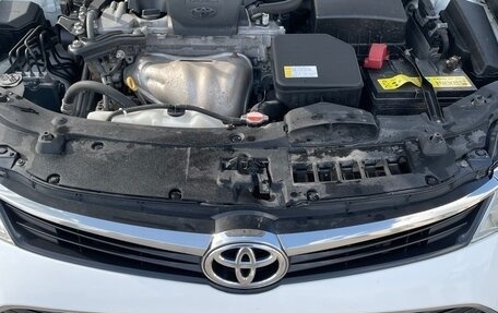 Toyota Camry, 2016 год, 1 900 000 рублей, 10 фотография