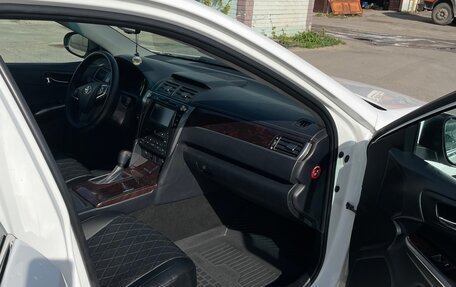 Toyota Camry, 2016 год, 1 900 000 рублей, 24 фотография
