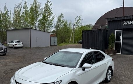 Toyota Camry, 2022 год, 3 730 000 рублей, 3 фотография