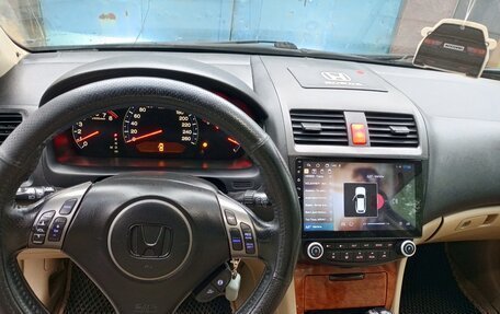 Honda Accord VII рестайлинг, 2005 год, 820 000 рублей, 3 фотография