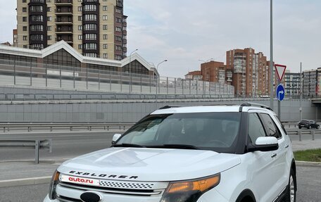Ford Explorer VI, 2014 год, 1 999 999 рублей, 2 фотография