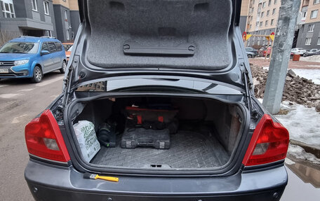 Volvo S80 II рестайлинг 2, 2004 год, 550 000 рублей, 32 фотография