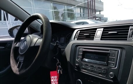 Volkswagen Jetta VI, 2013 год, 780 000 рублей, 7 фотография