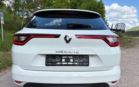 Renault Megane IV, 2018 год, 1 000 000 рублей, 8 фотография