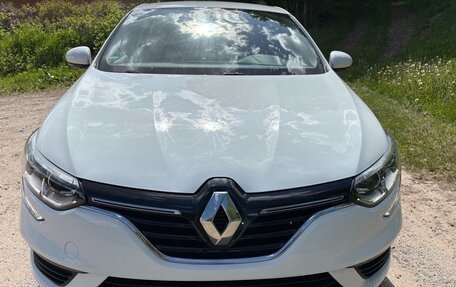 Renault Megane IV, 2018 год, 1 000 000 рублей, 11 фотография