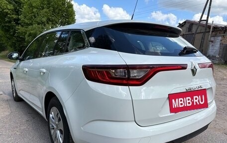 Renault Megane IV, 2018 год, 1 000 000 рублей, 7 фотография