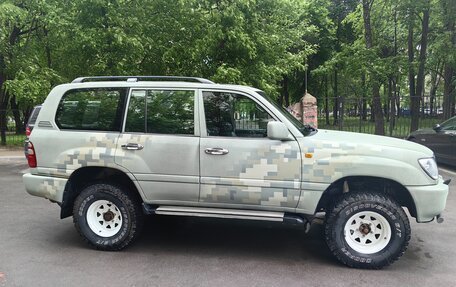 Toyota Land Cruiser 100 рестайлинг 2, 2002 год, 2 999 999 рублей, 5 фотография