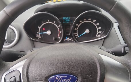 Ford Fiesta, 2016 год, 799 000 рублей, 6 фотография