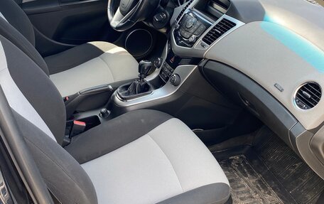 Chevrolet Cruze II, 2012 год, 710 000 рублей, 5 фотография