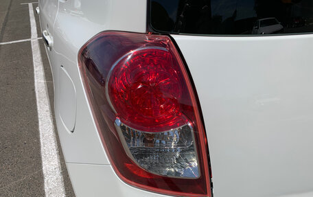 Toyota Ractis I, 2010 год, 980 000 рублей, 18 фотография