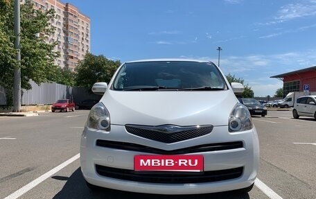 Toyota Ractis I, 2010 год, 980 000 рублей, 11 фотография